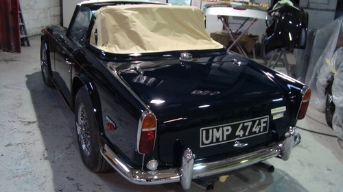 triumph tr5 completed with hood
